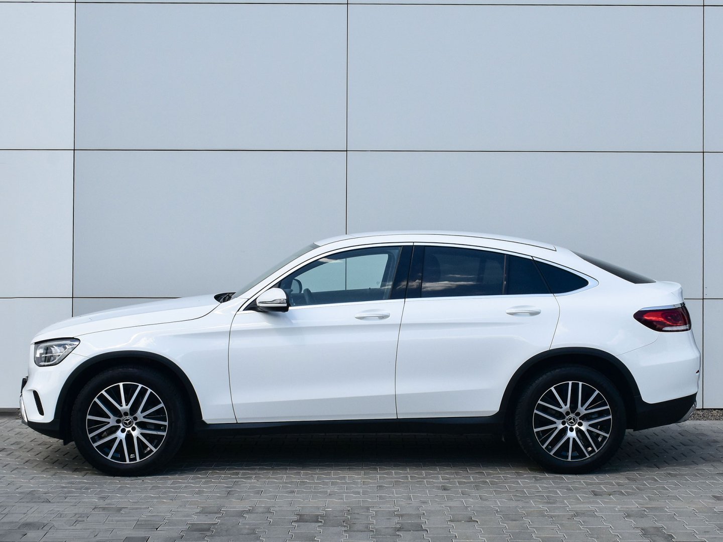 11bl - Mercedes-Benz GLC C
