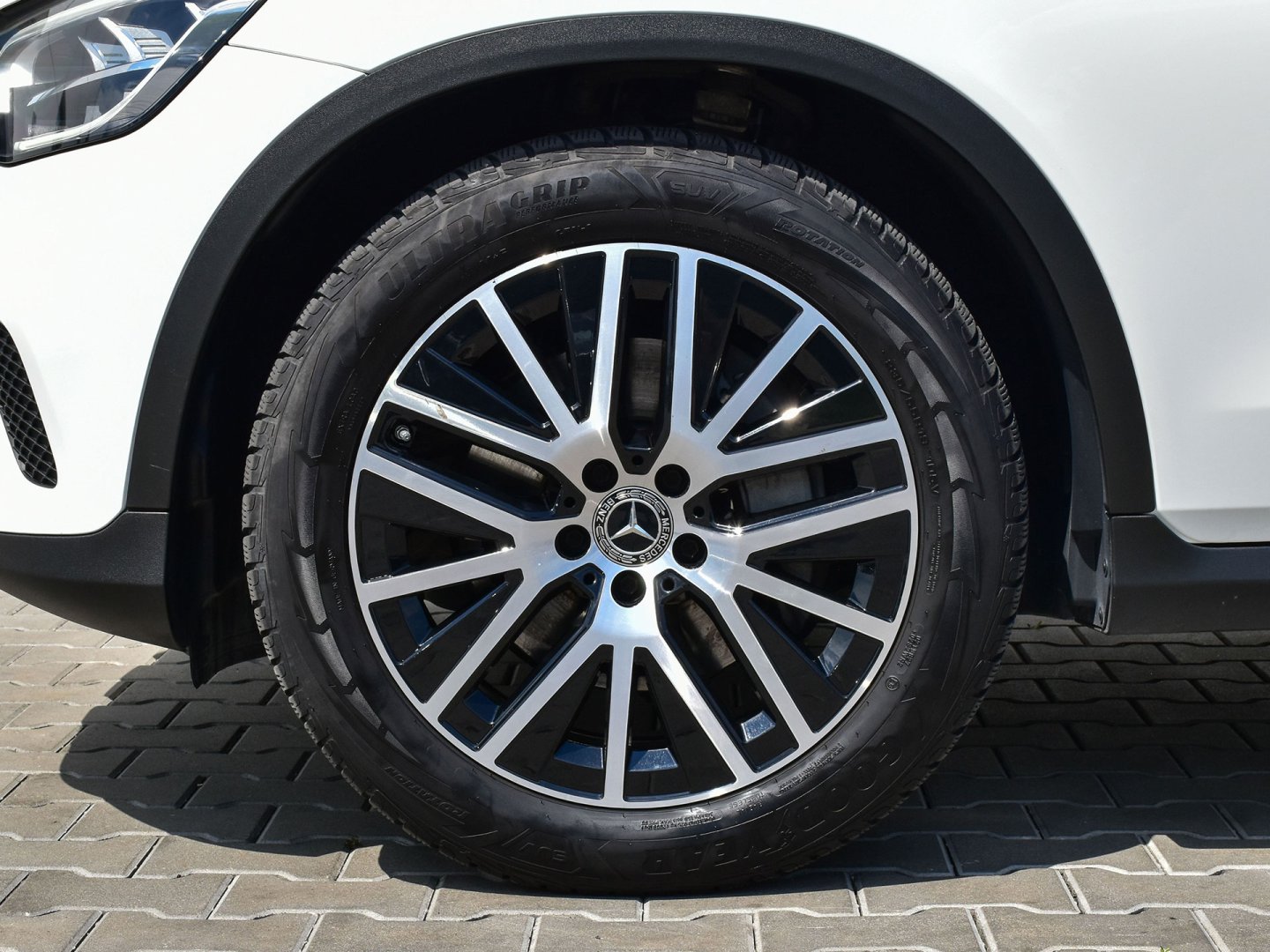 11bl - Mercedes-Benz GLC C