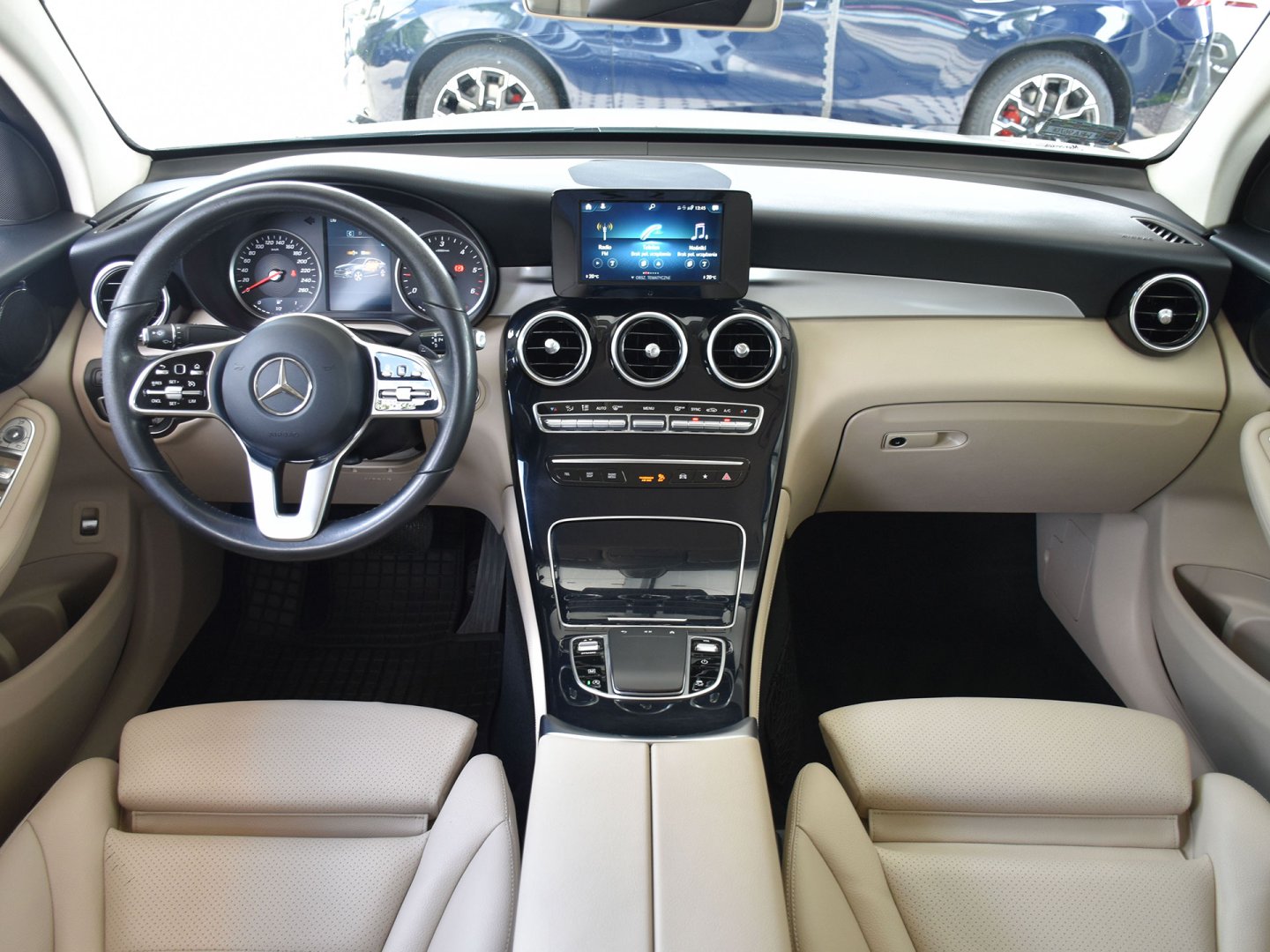11bl - Mercedes-Benz GLC C