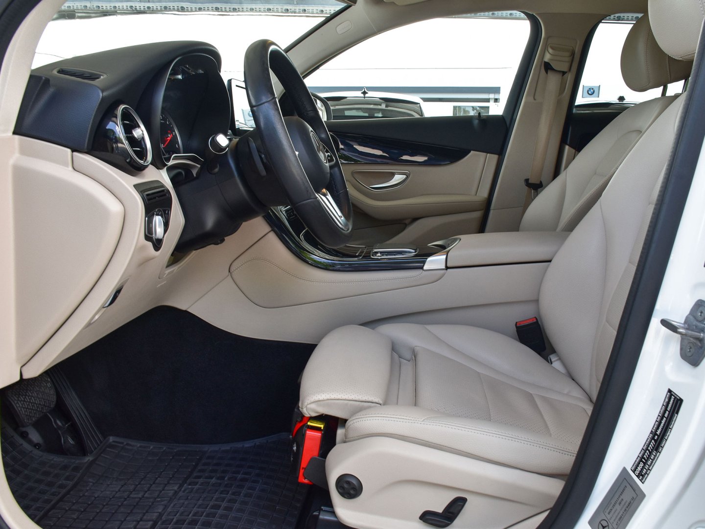 11bl - Mercedes-Benz GLC C
