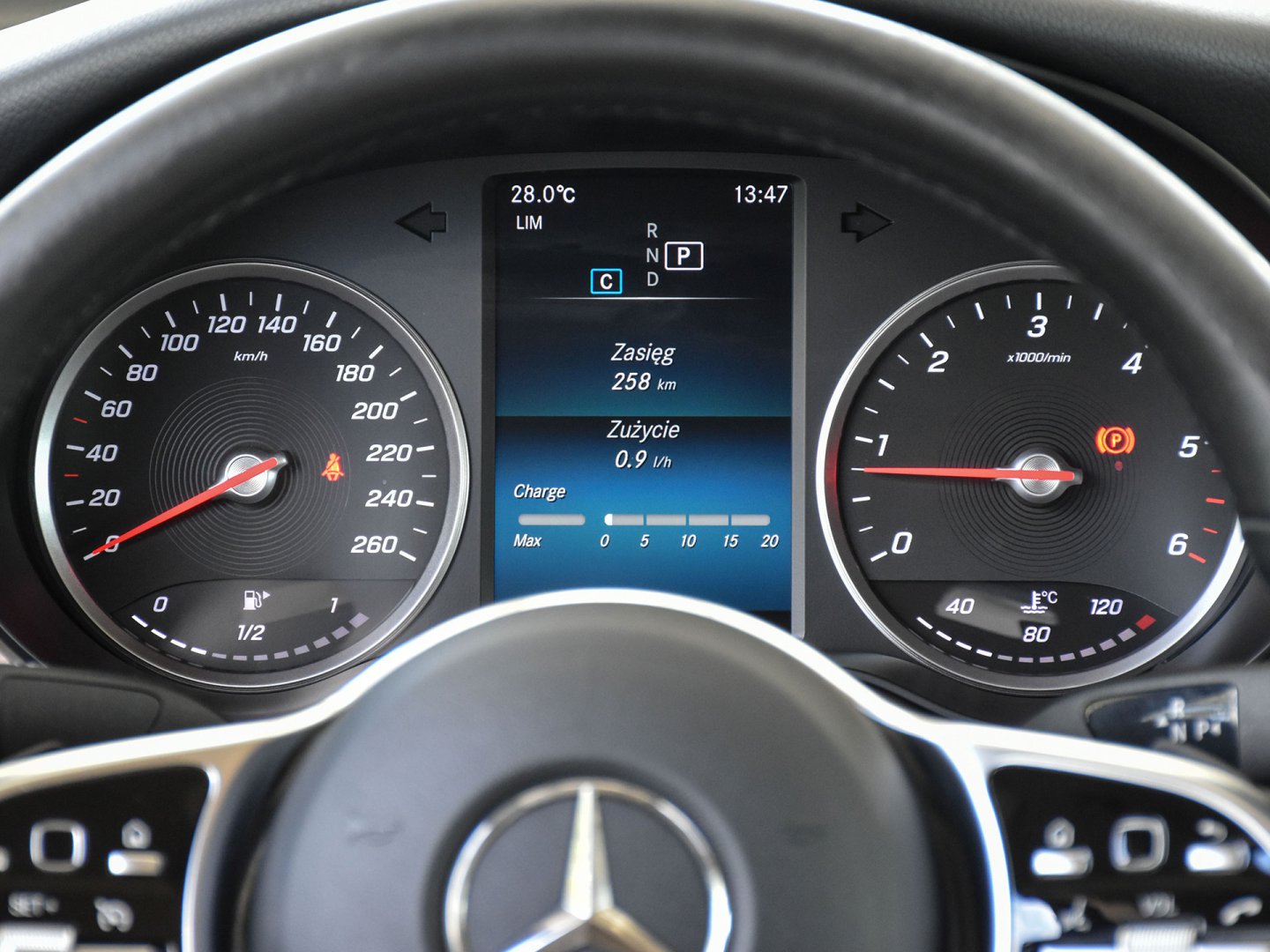 11bl - Mercedes-Benz GLC C
