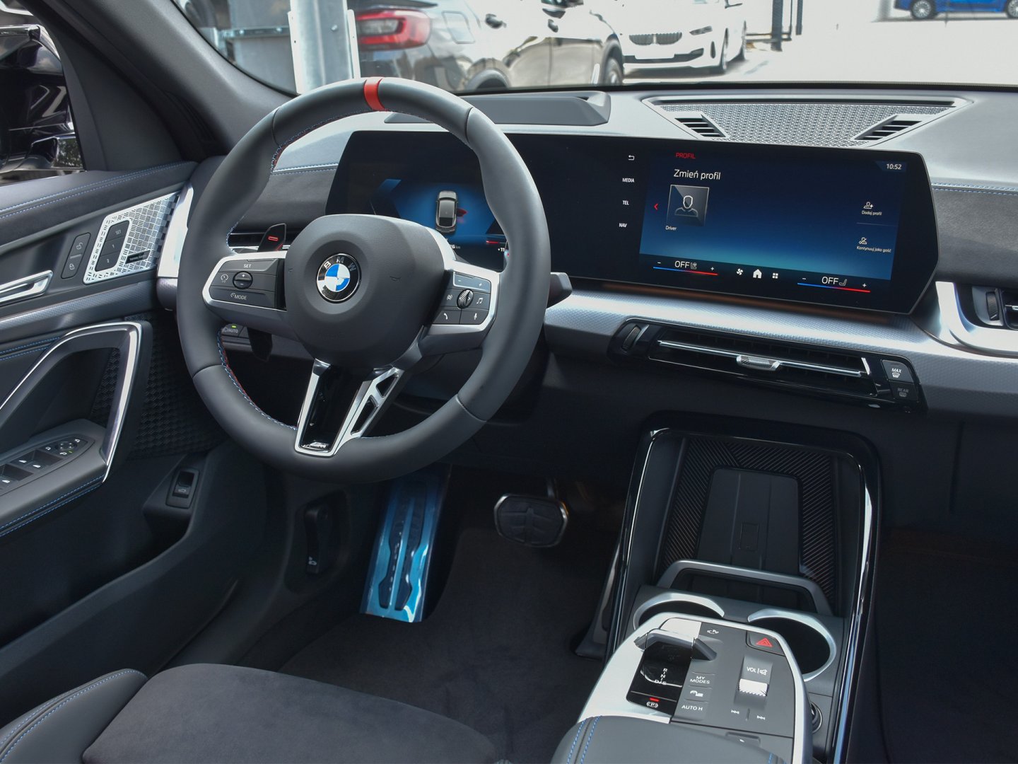 81GM - X2 xDrive M35i
