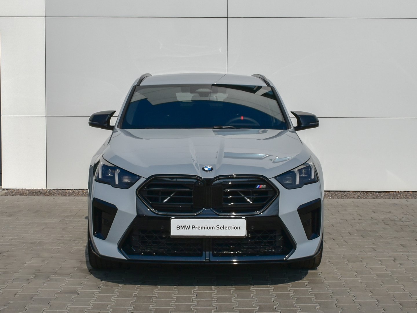 81GM - X2 xDrive M35i