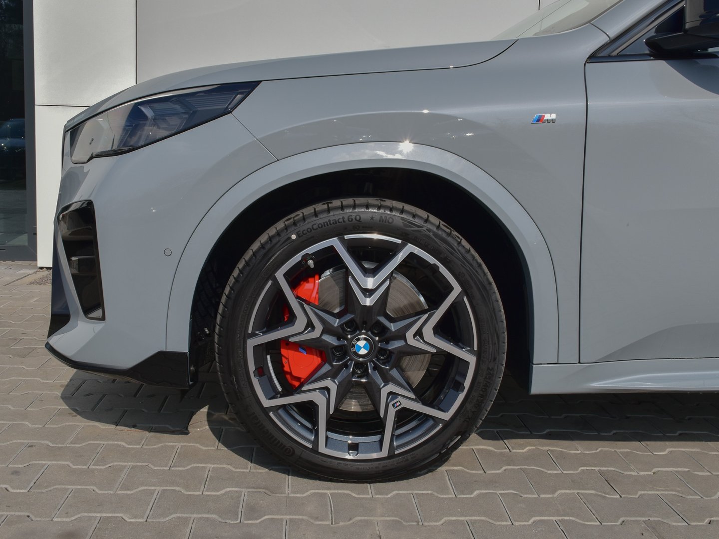 81GM - X2 xDrive M35i