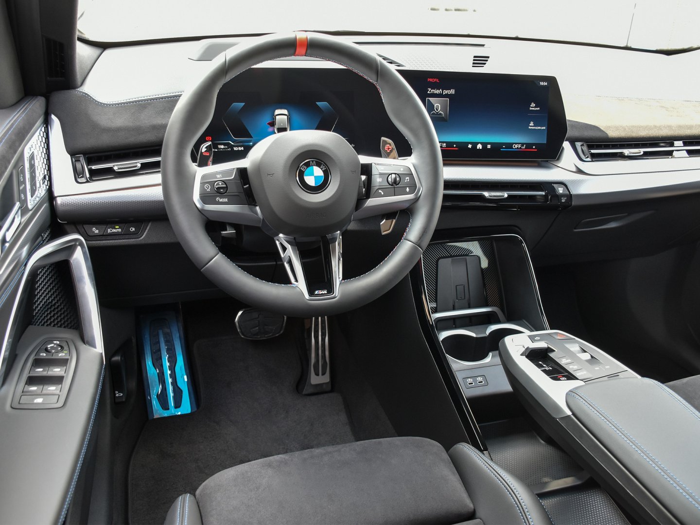 81GM - X2 xDrive M35i
