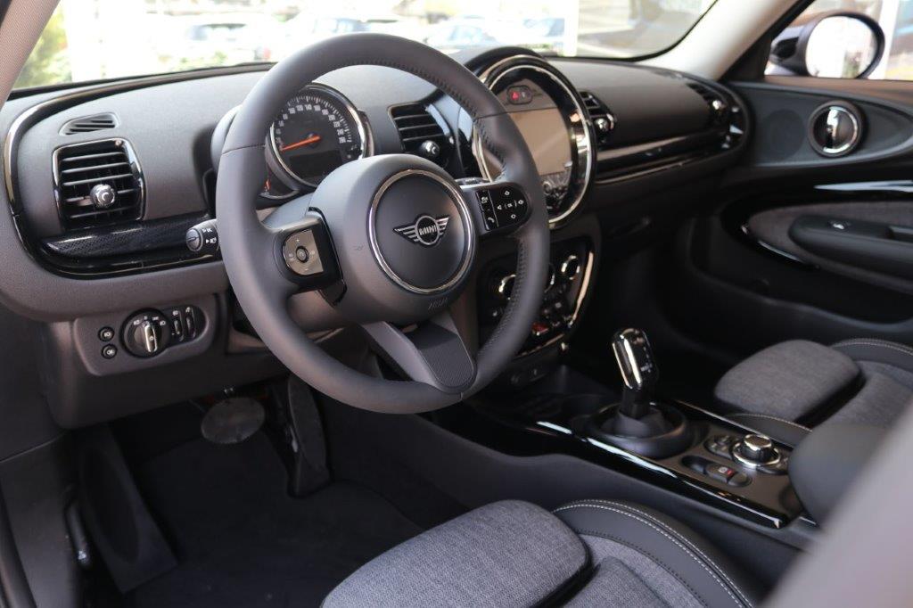 LV31 - MINI Clubman Cooper