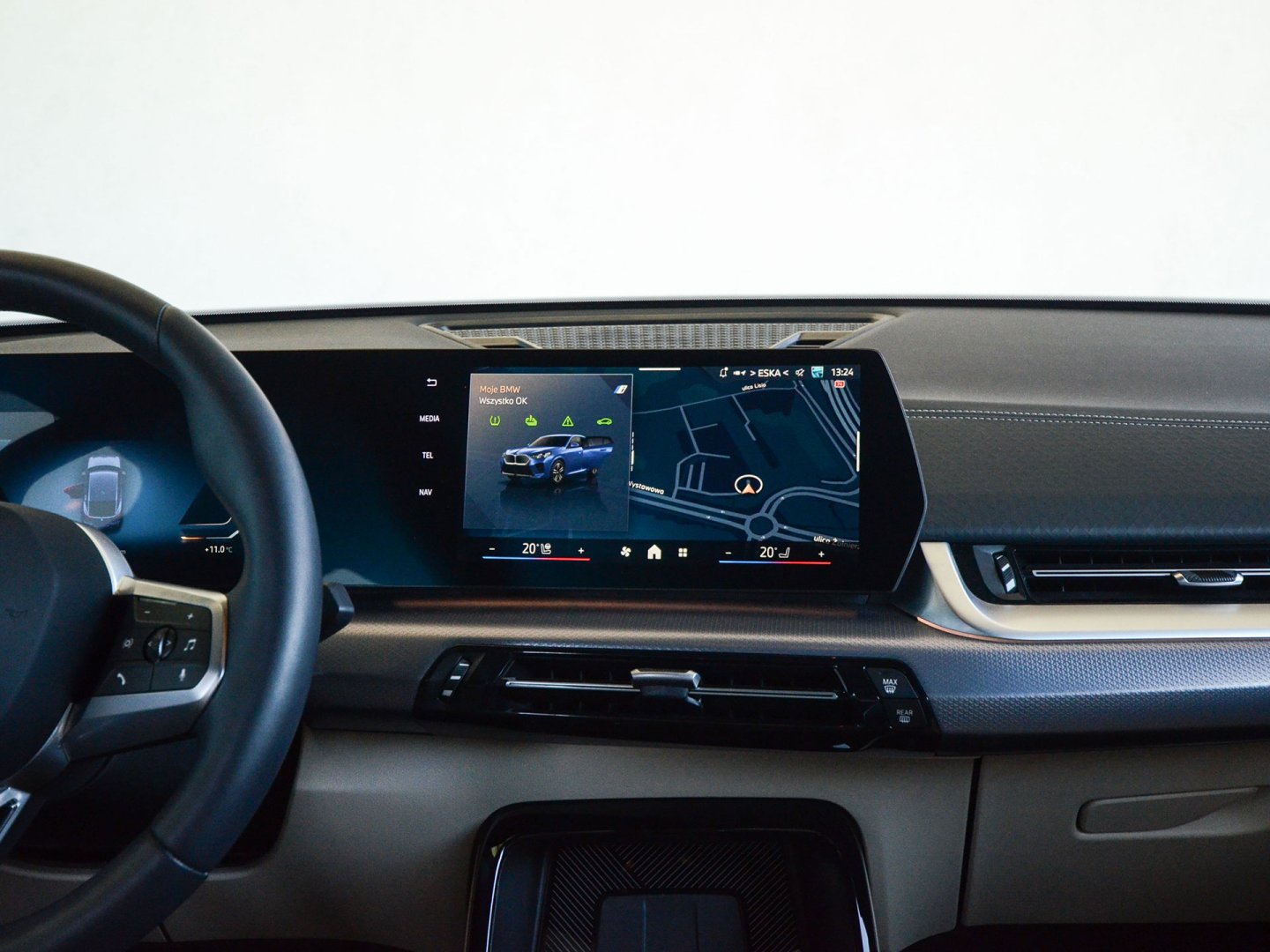 U10 - iX2 xDrive30