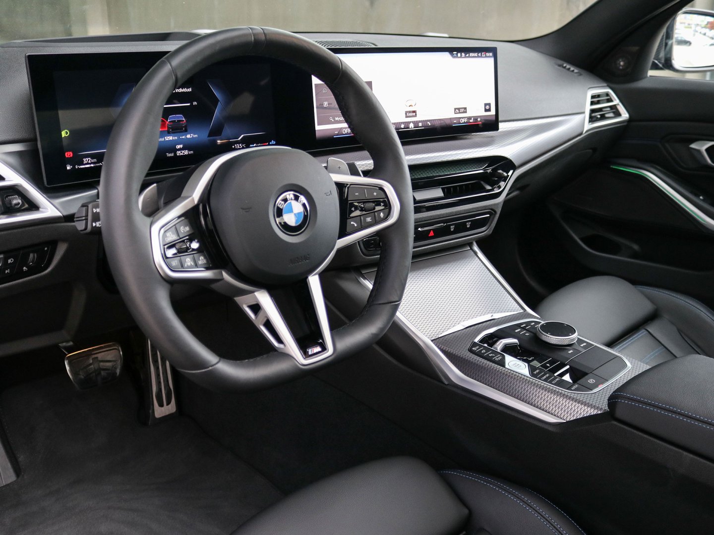 78FF - 320i xDrive Sedan