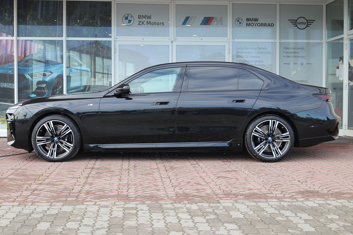 51EJ - BMW i7 xDrive60