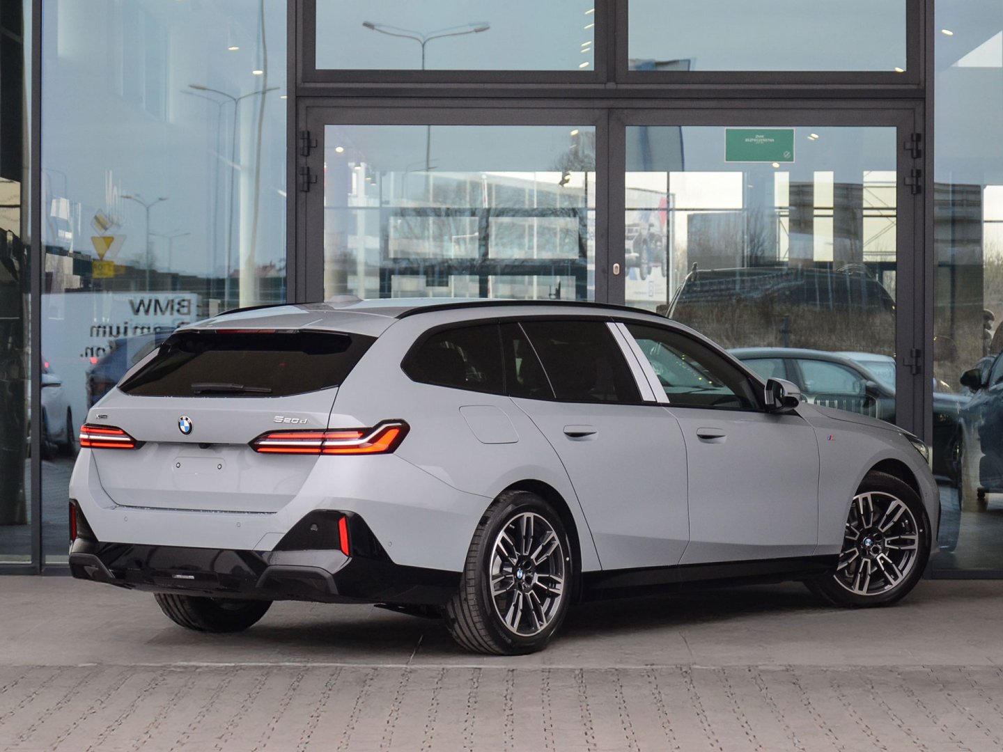 21GW - 520d xDrive Touring