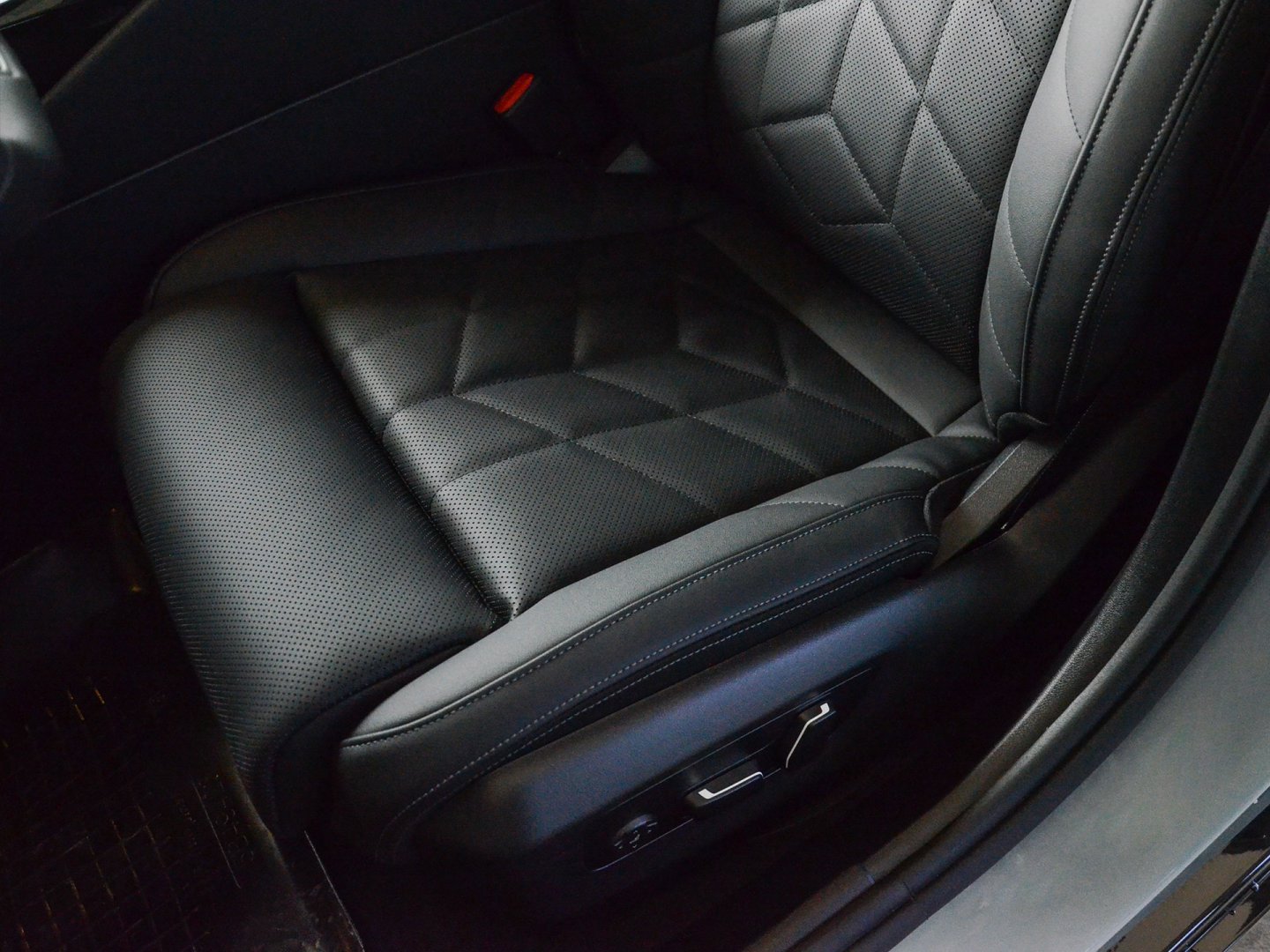 21GW - 520d xDrive Touring