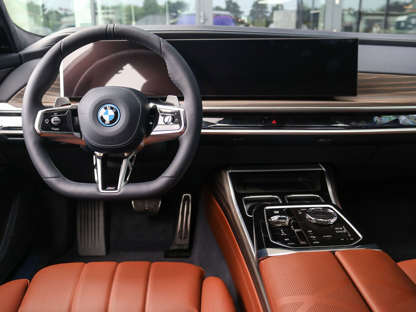 41EH - 750e xDrive Limousine