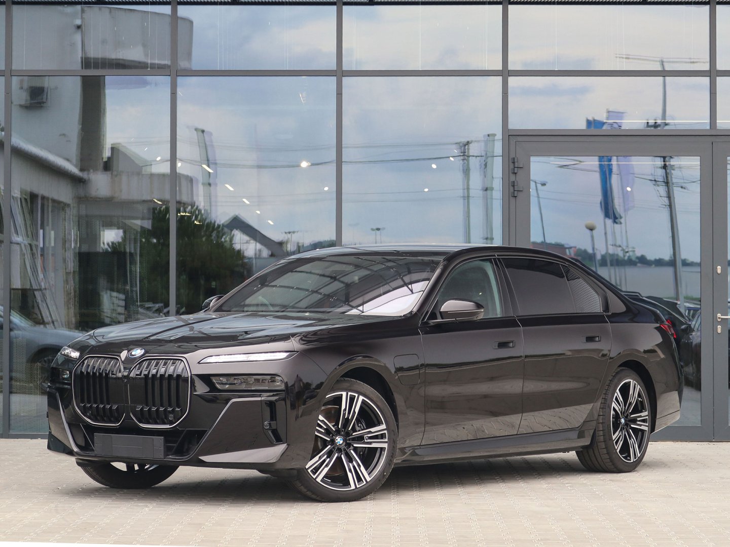 41EH - 750e xDrive Limousine