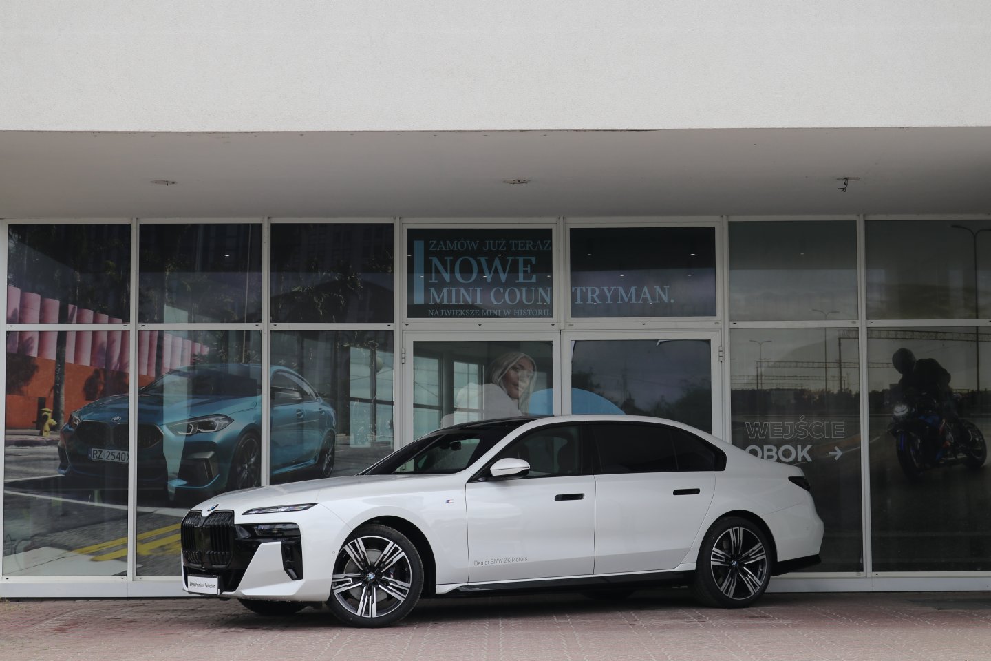 21EJ - 740d xDrive Sedan