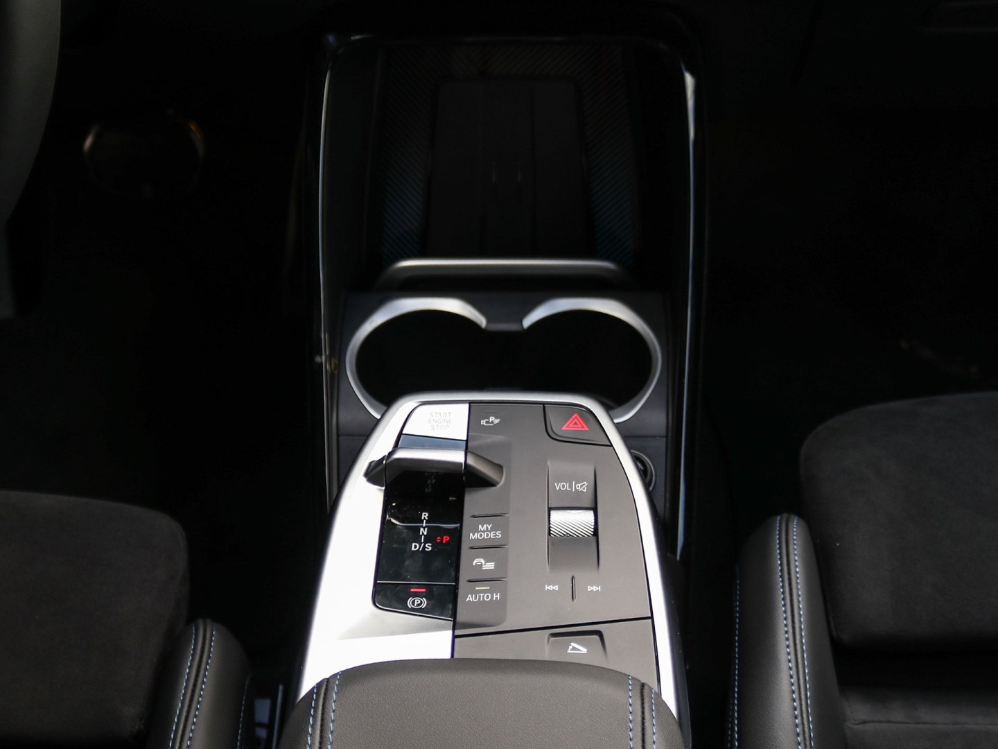 11EE - X1 sDrive18i