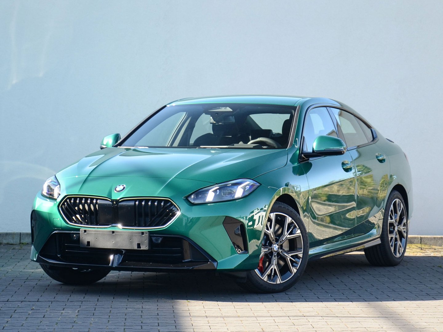 31GH - 220 Gran Coupe