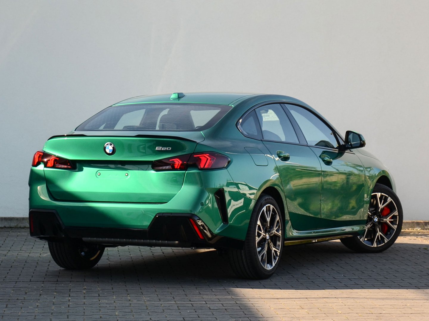 31GH - 220 Gran Coupe