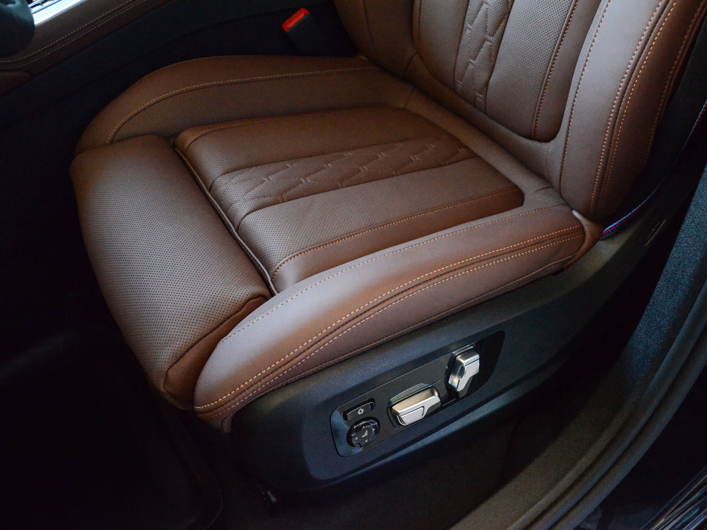 11EY - X6 xDrive30d 