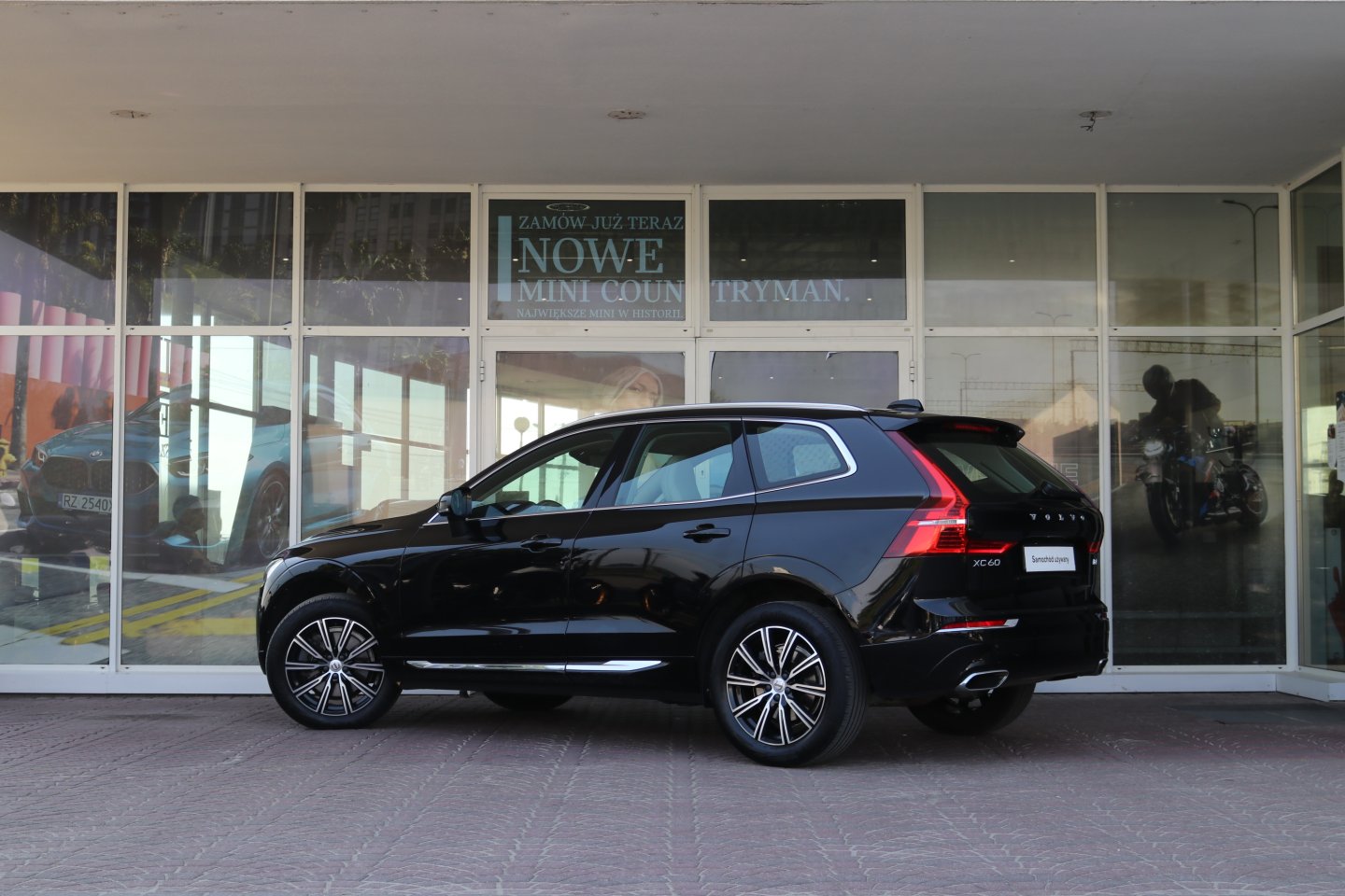 11bl -  Volvo XC60