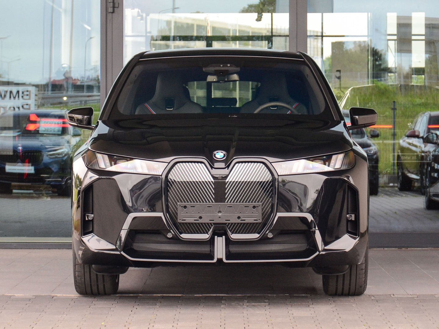 51CF - iX xDrive60
