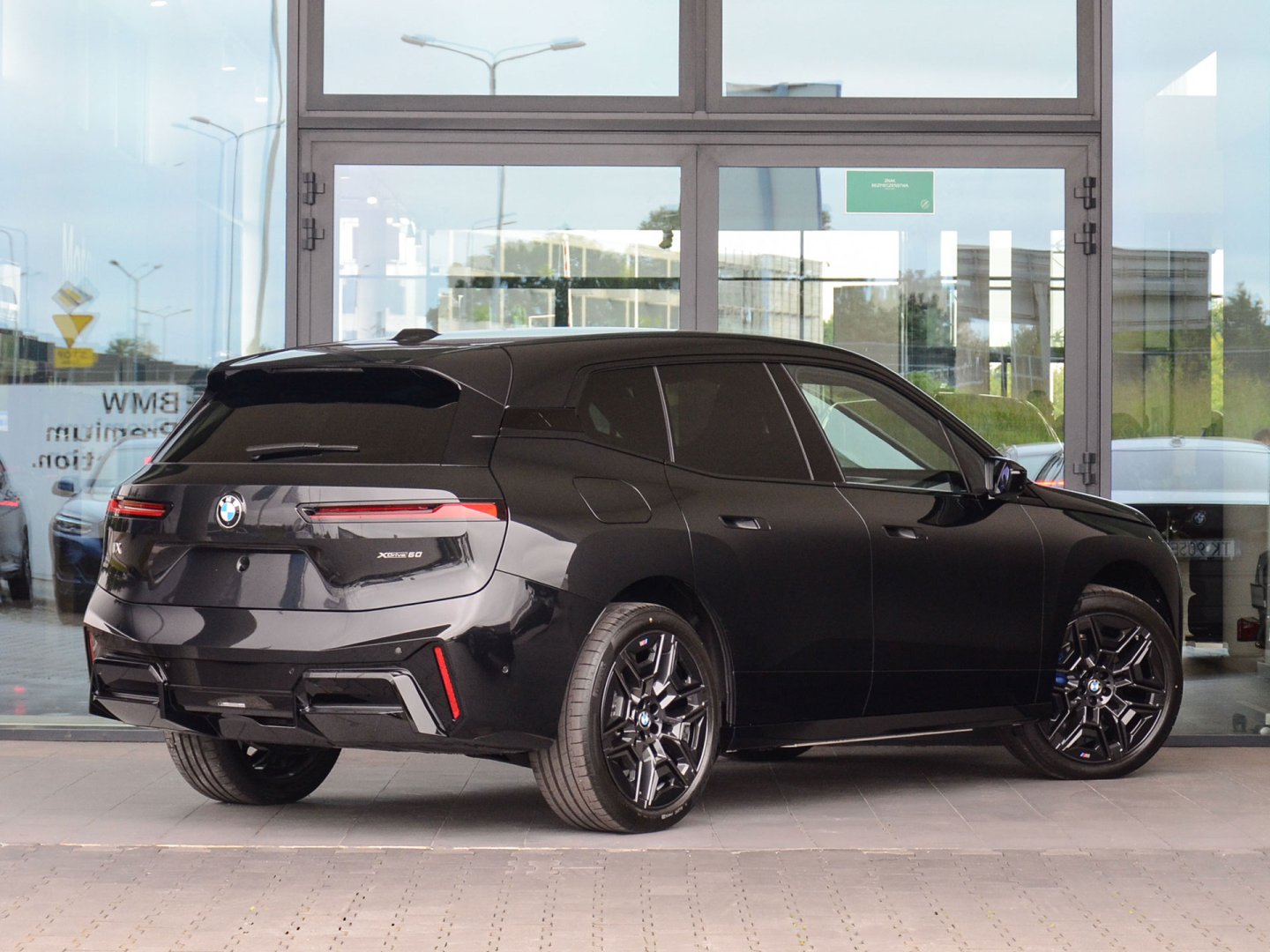 51CF - iX xDrive60