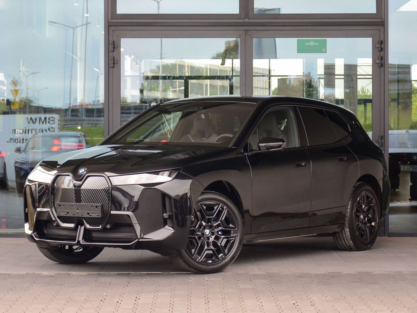 51CF - iX xDrive60