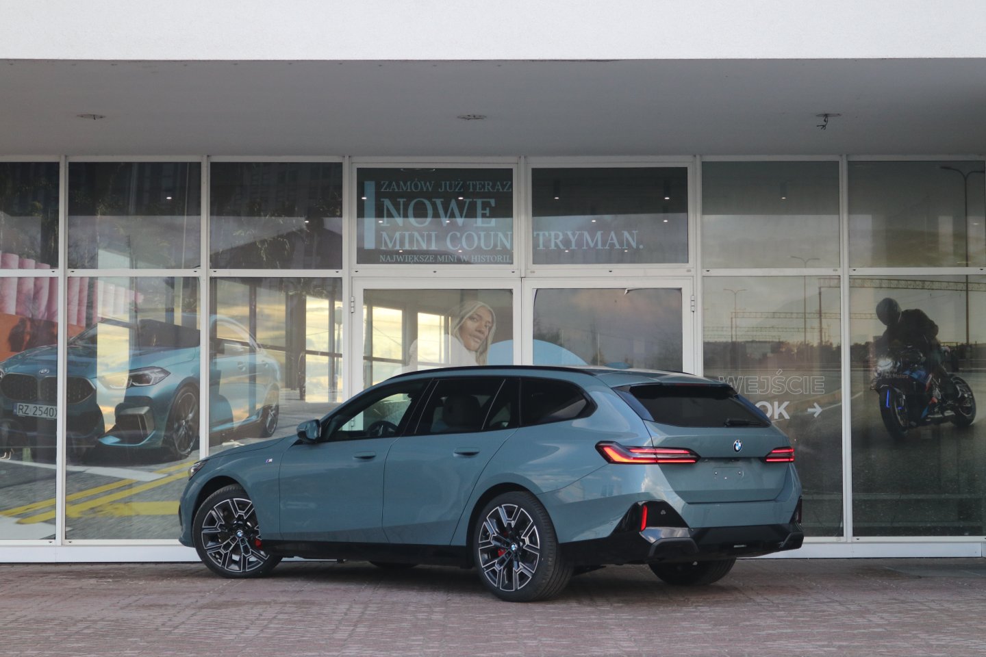 21GW - 520d xDrive Touring