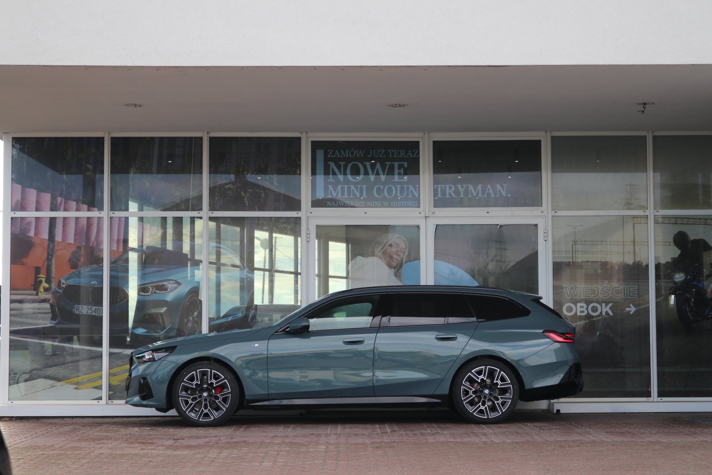 21GW - 520d xDrive Touring