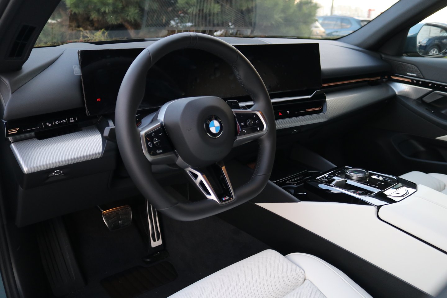 21GW - 520d xDrive Touring