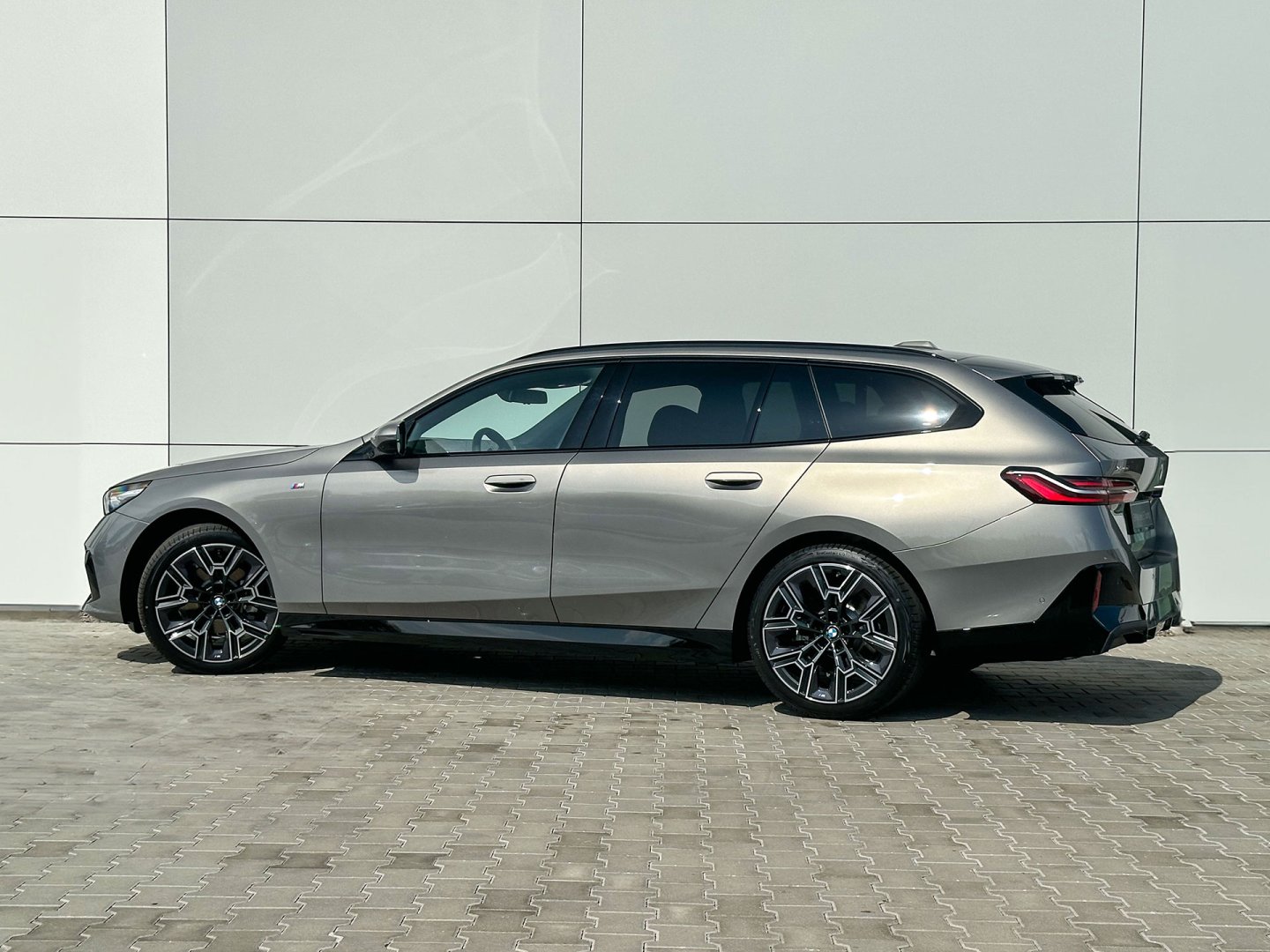 21GW - 520d xDrive Touring