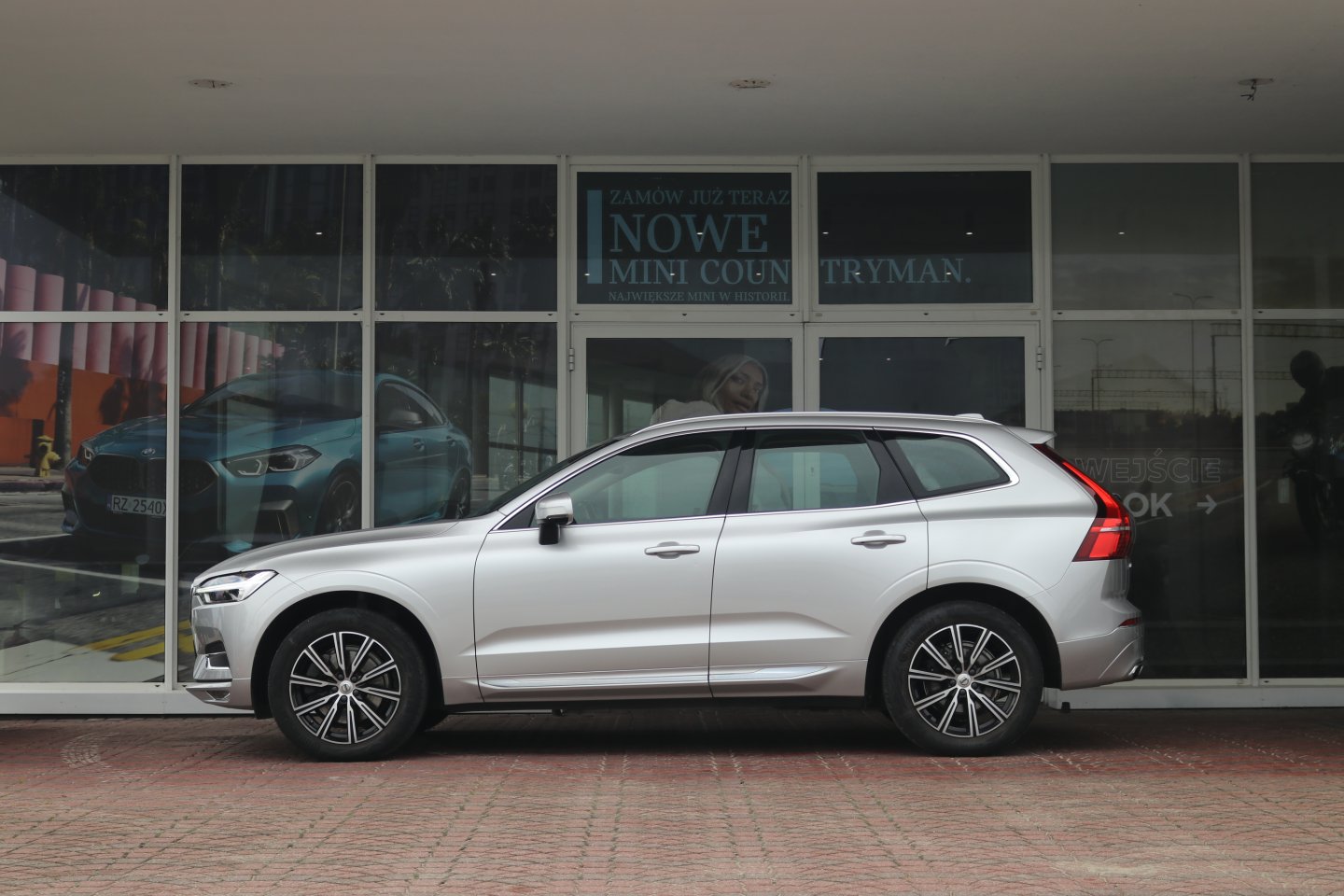 11bl - VOLVO XC60