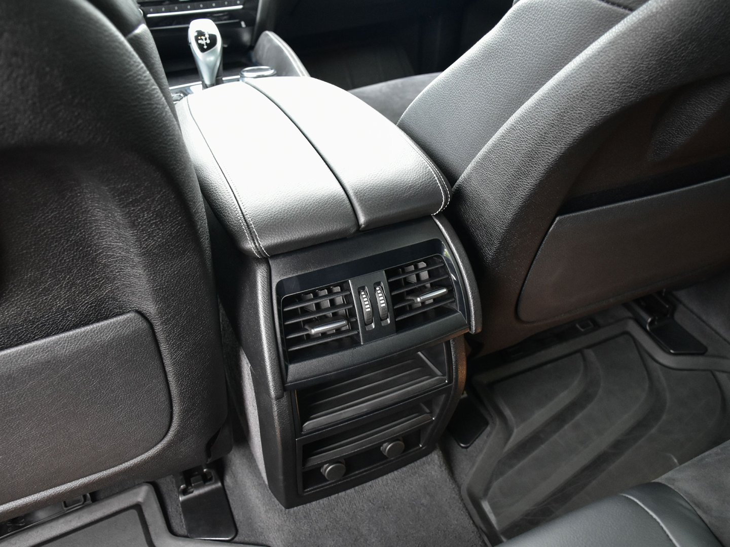 11bl - X6 xDrive40d