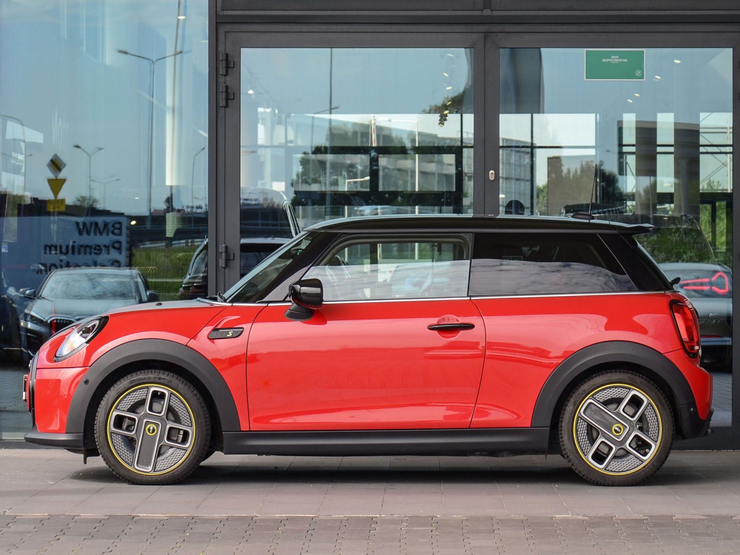 11DJ MINI Hatch 3dr Cooper SE