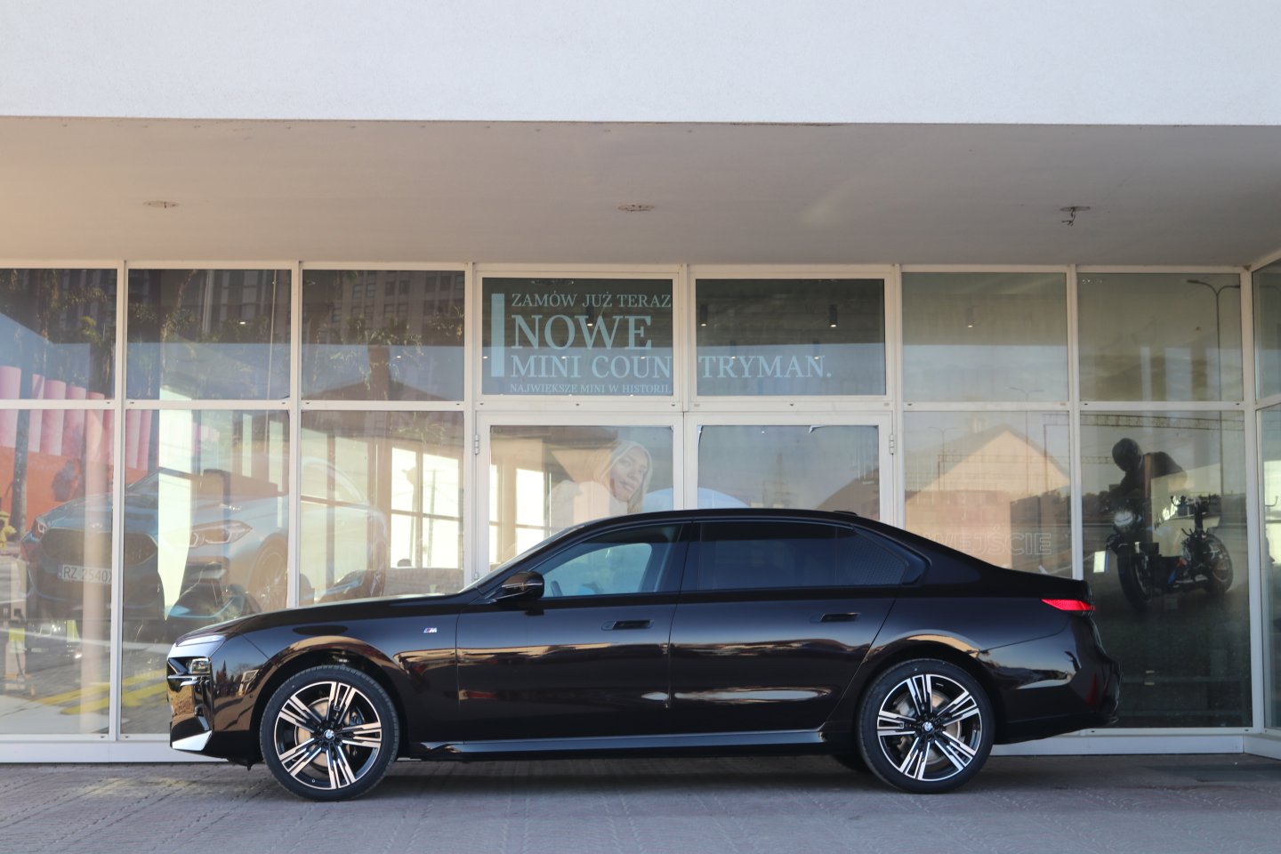 21EJ - 740d xDrive Sedan