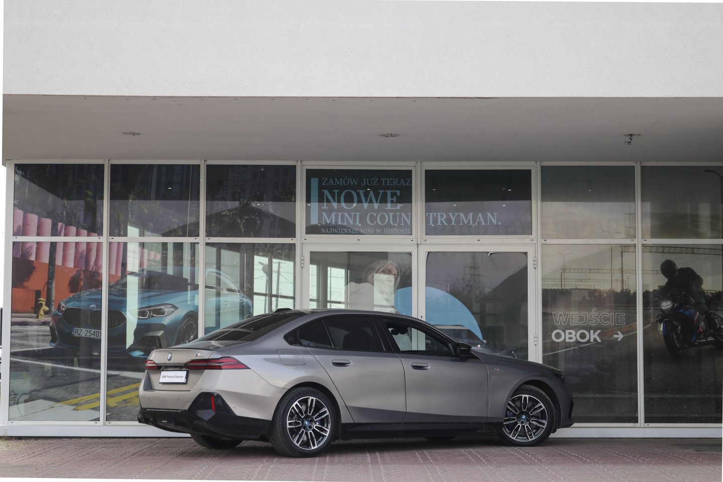 11bl - i5 m60 xDrive