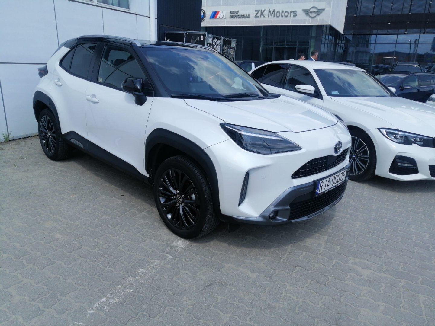 11bl - TOYOTA YARIS CROSS