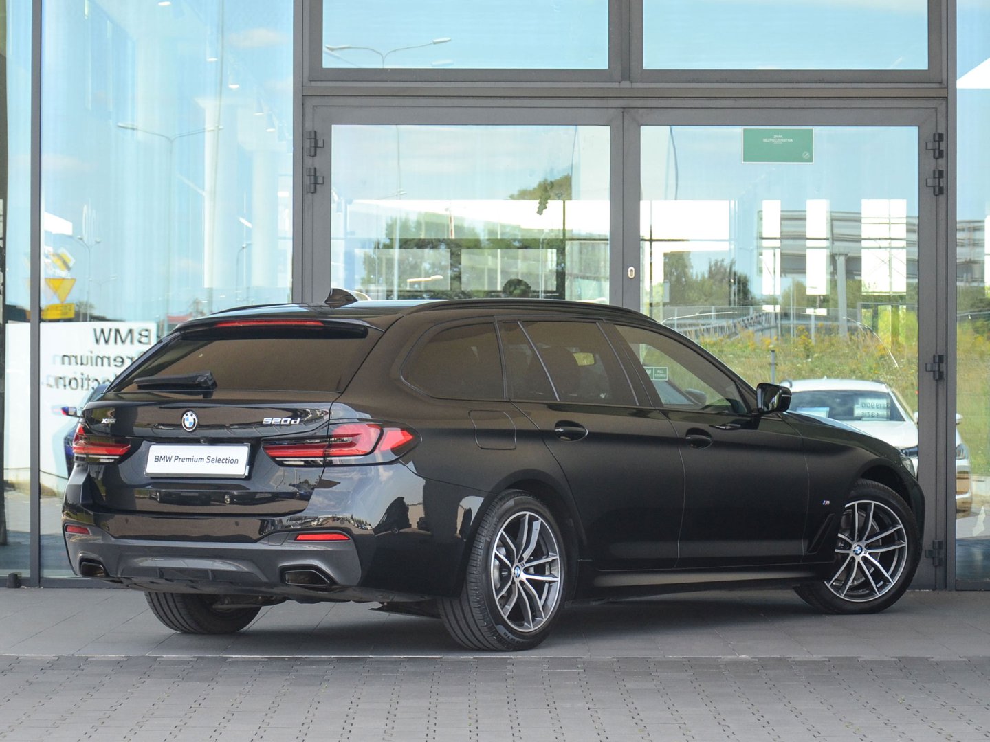 11bl - 520d xDrive Touring