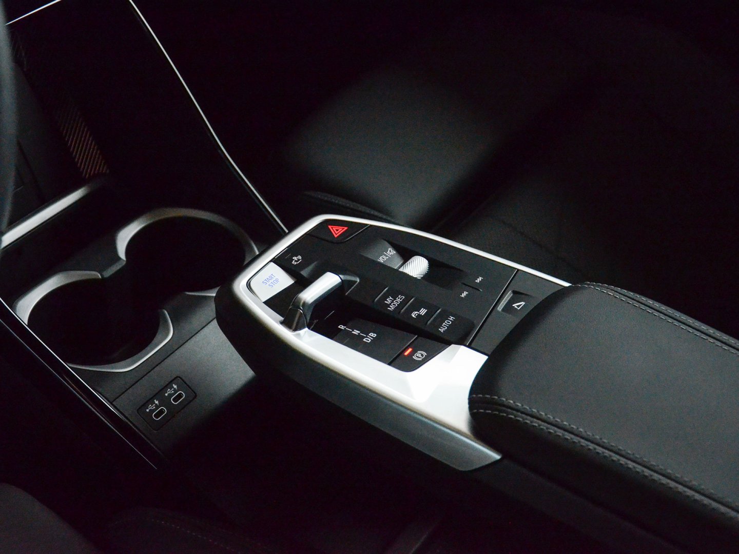 11bl - iX1 xDrive30