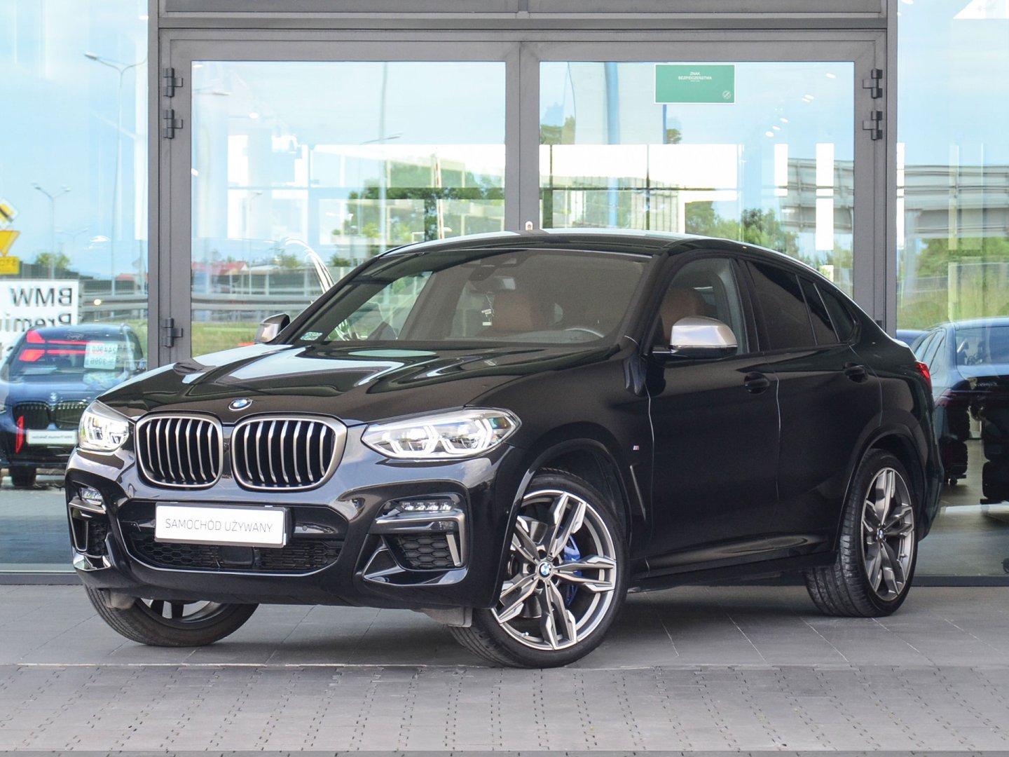 2V51 - X4 M40i